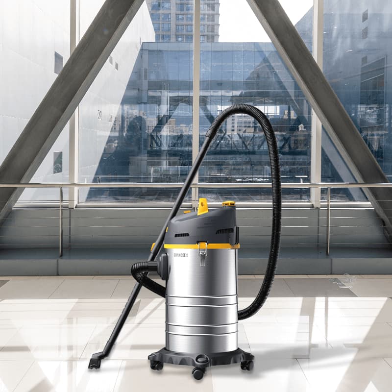 Commercial Vacuum Cleaner Hero Image
